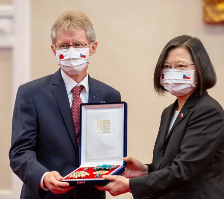 How Will China Respond to the Czech Senate President’s Visit to Taiwan?
